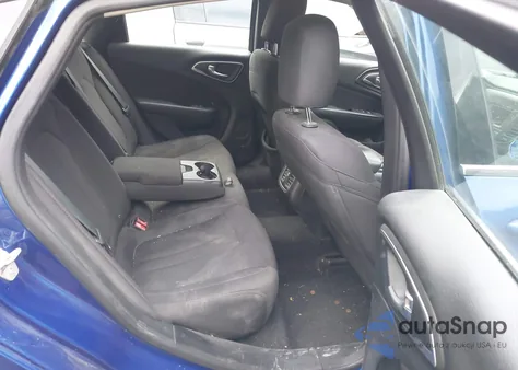 2015 Chrysler 200 Limited z USA, uszkodzony, nr VIN 1C3CCCAB9FN552764